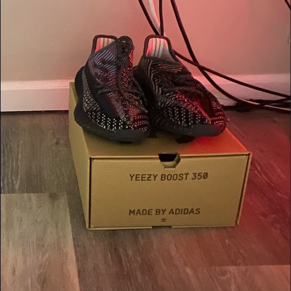 adidas gazelle silver green womens adidas Yeezy Boost 350 V2 Yecheil (Reflective) main image 1